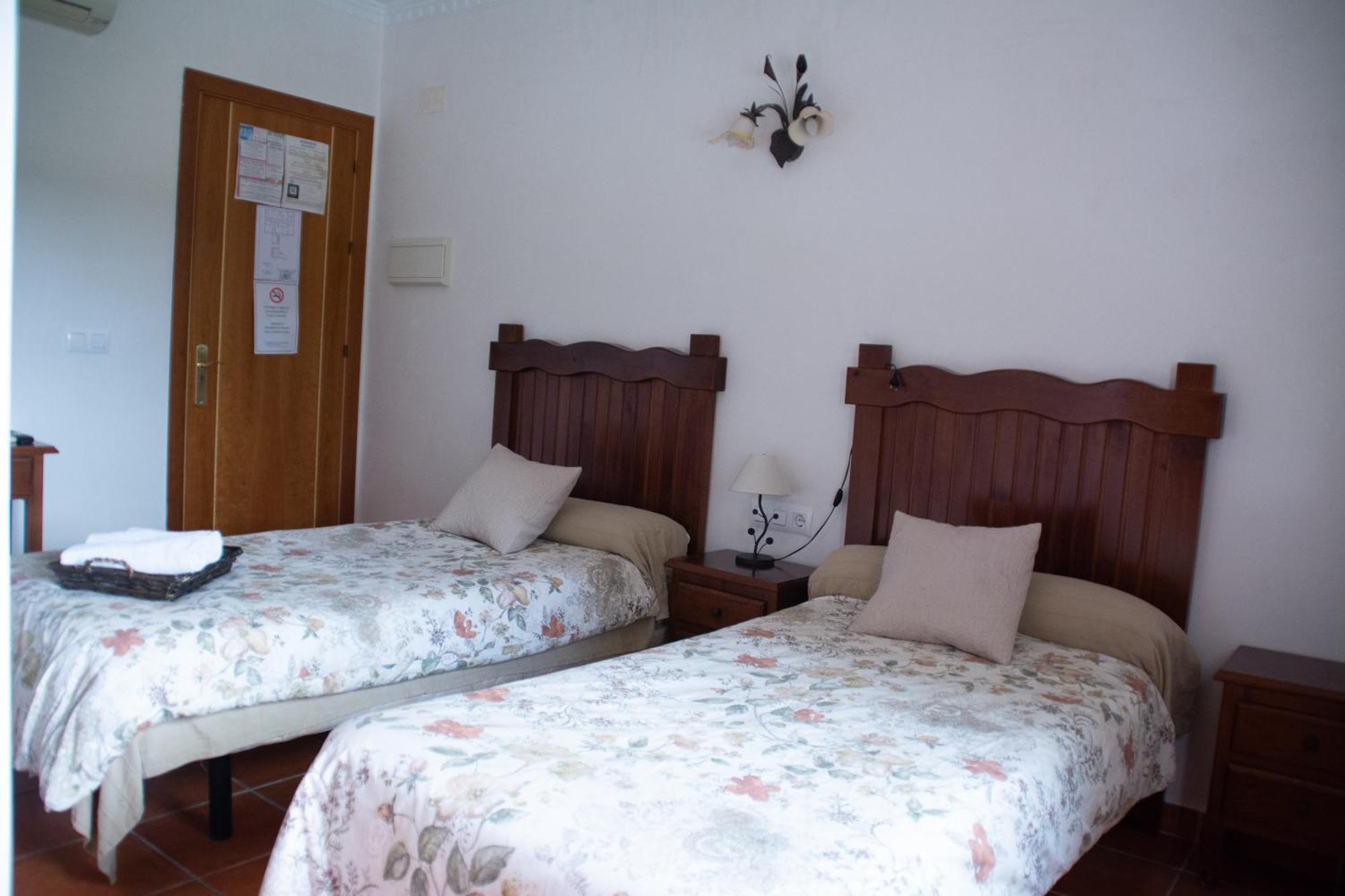 Hostal Rural La Plata Parking Incluido Аркос де ла Фронтера Екстериор снимка